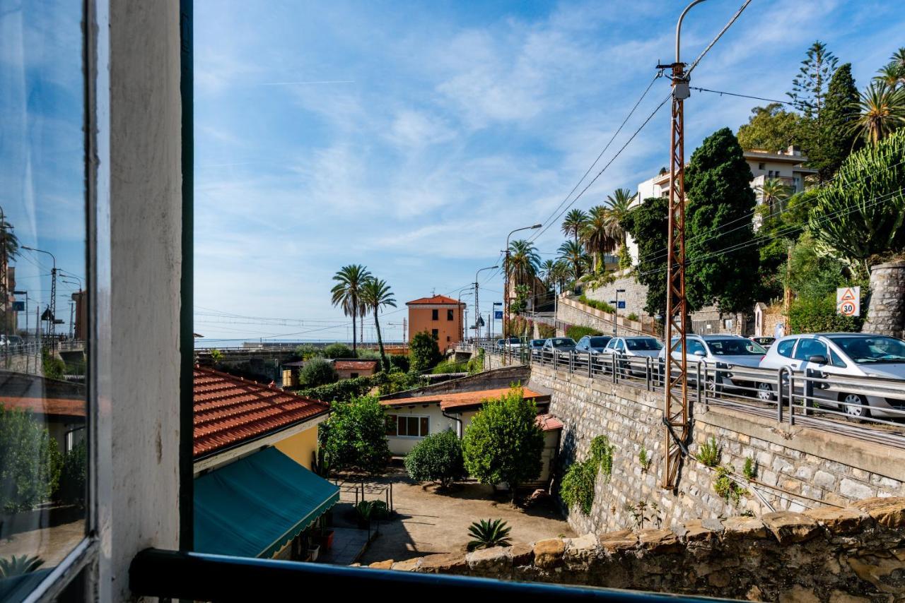 New Fishermans House Seaside, Air Conditioning & Wi-Fi Bordighera Zewnętrze zdjęcie